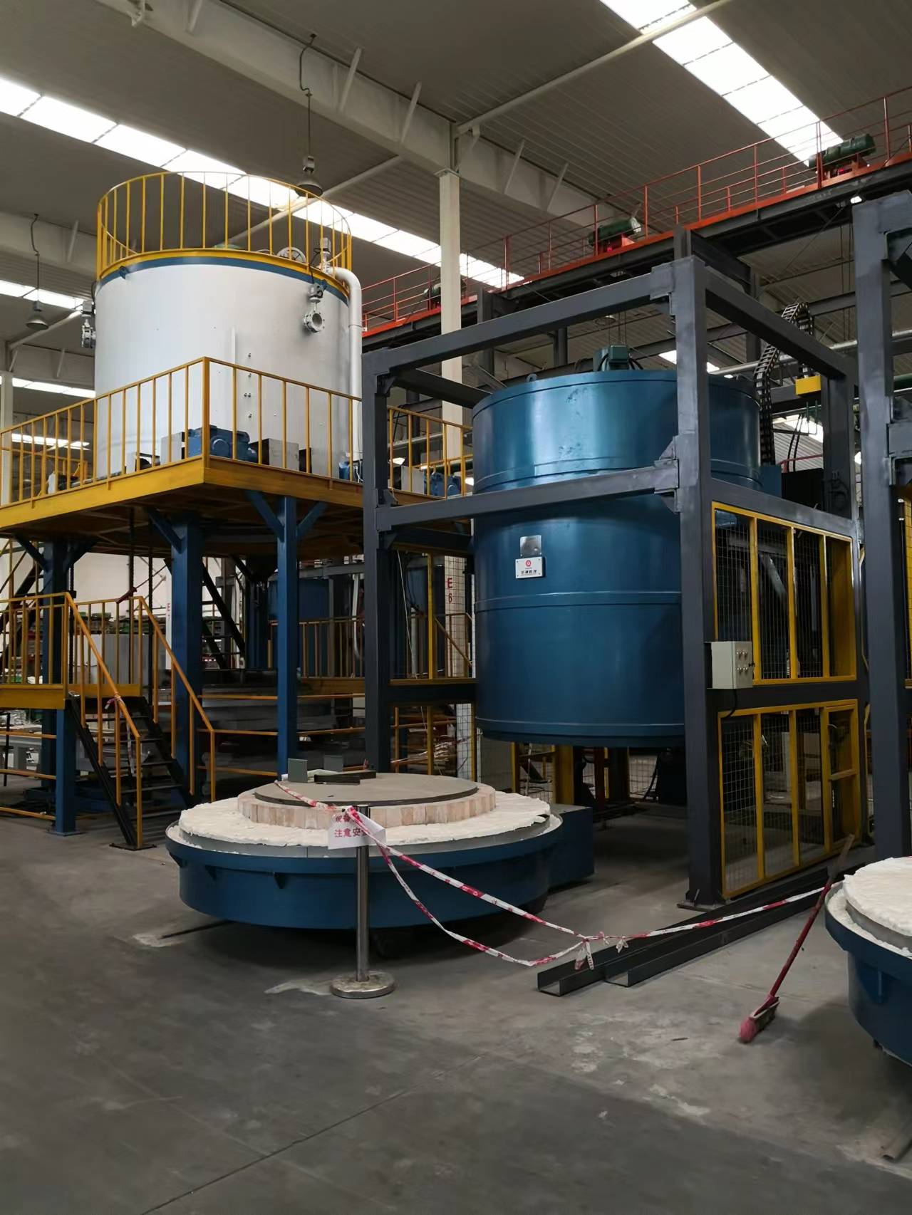 窑炉运转过程中怎样更换喂料机