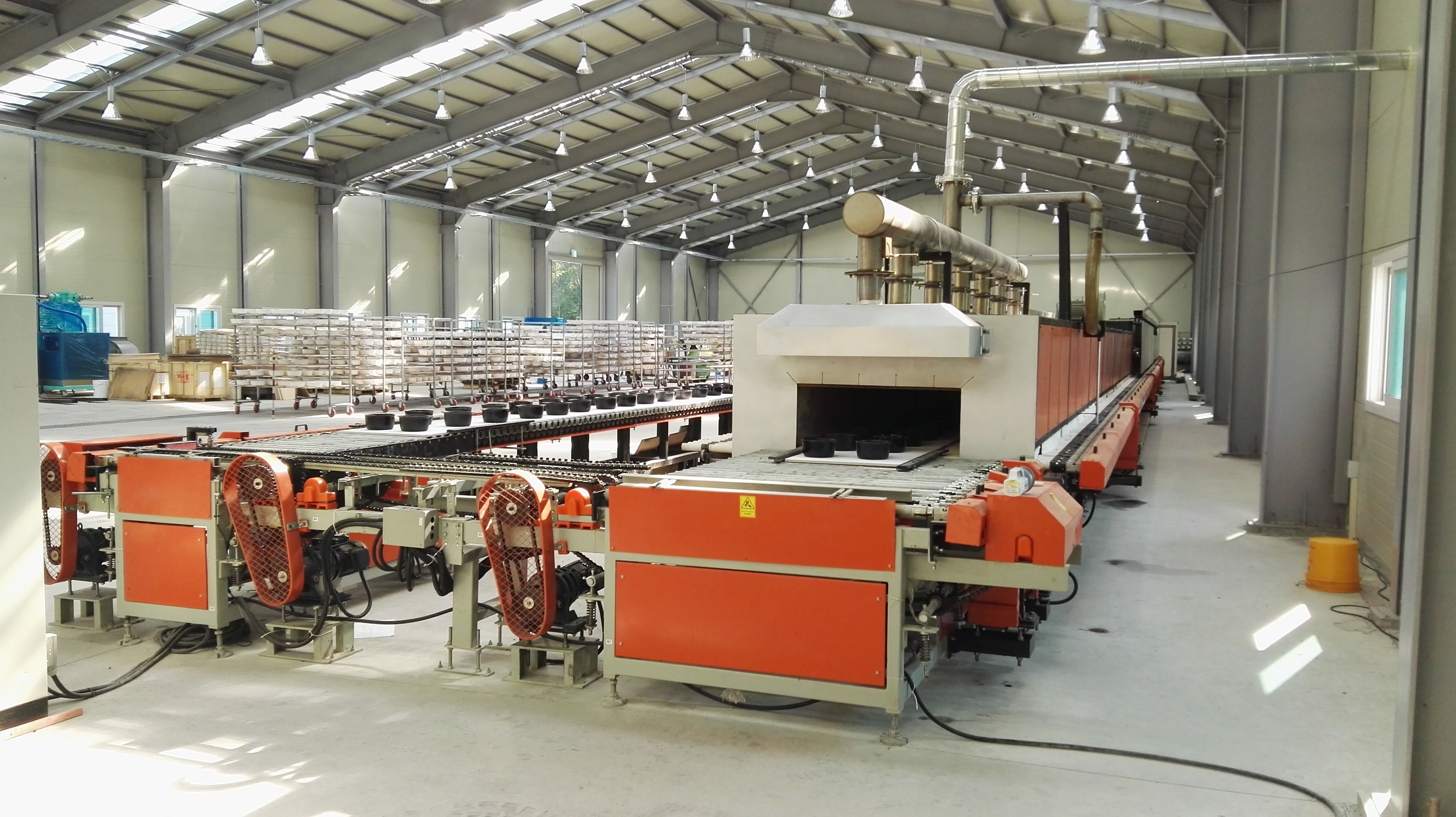 日用陶瓷电热烧成辊道窑